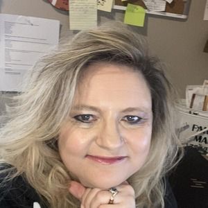 Meet your Posher, Cindy